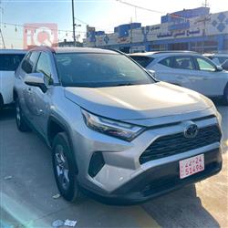 تۆیۆتا ڕاڤ 4